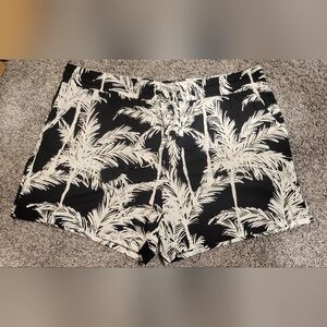 Belle Beach Black Palm Print Shorts Size L